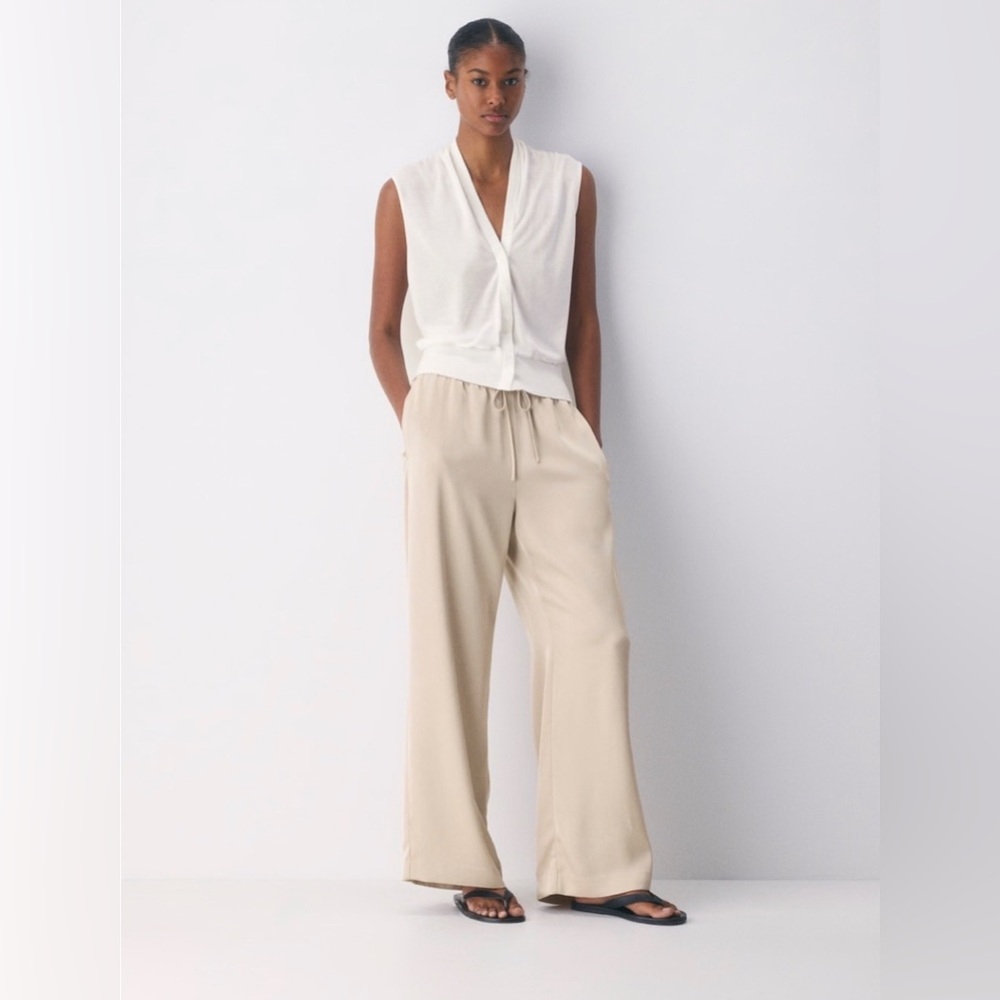Aritzia Wide-Leg Drawstring Pants in Light Beige